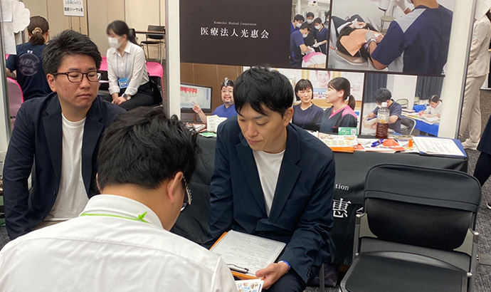 25年7月 GUPPY主催「GUPPY就職CAFE」に参加しました